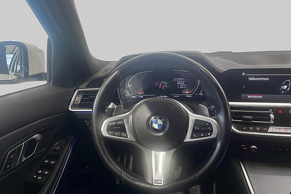 BMW 320 6 of 17
