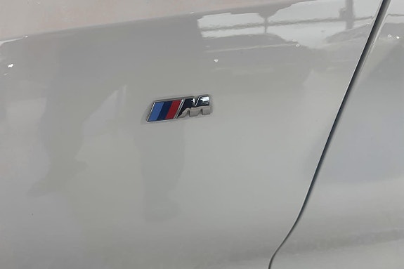 BMW 320 15 of 17