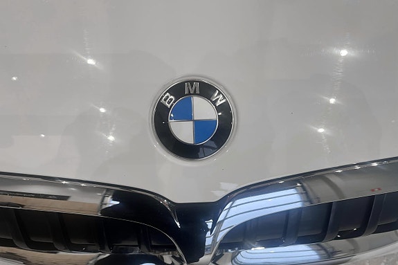 BMW 320 16 of 17