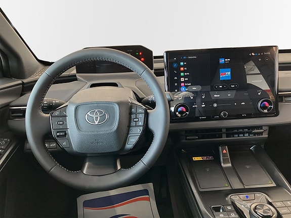 Toyota bZ4X 8 of 11