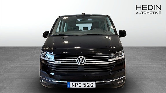 Volkswagen Multivan 8 of 12