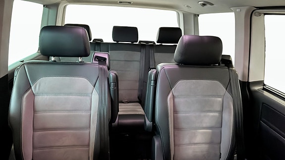 Volkswagen Multivan 11 of 12