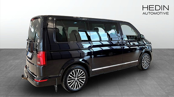 Volkswagen Multivan 2 of 12