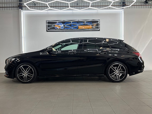 Mercedes-Benz CLA200 2 of 5
