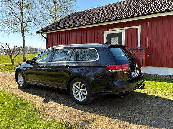 Volkswagen Passat 4 of 4