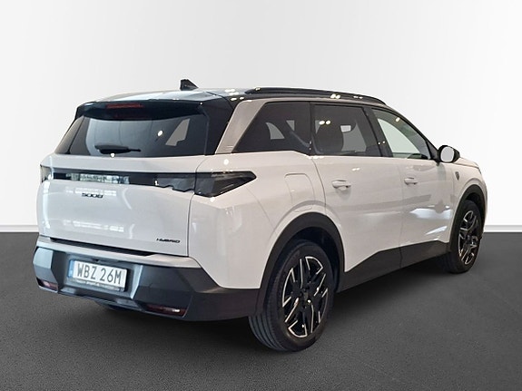 Peugeot 5008 4 of 5