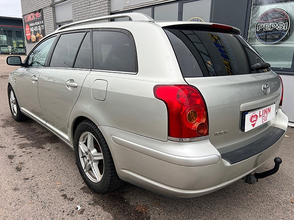 Toyota Avensis 6 of 24