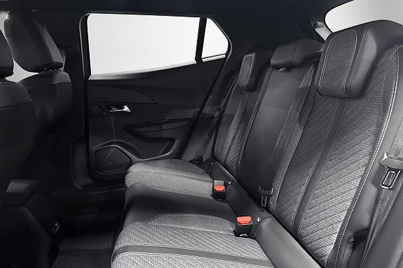 Peugeot 2008 13 of 14