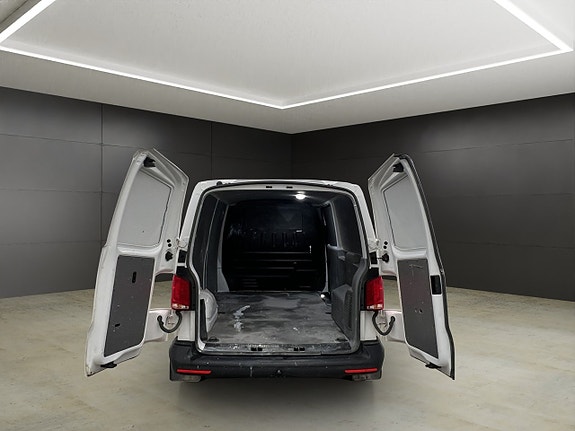 Volkswagen Transporter 11 of 29