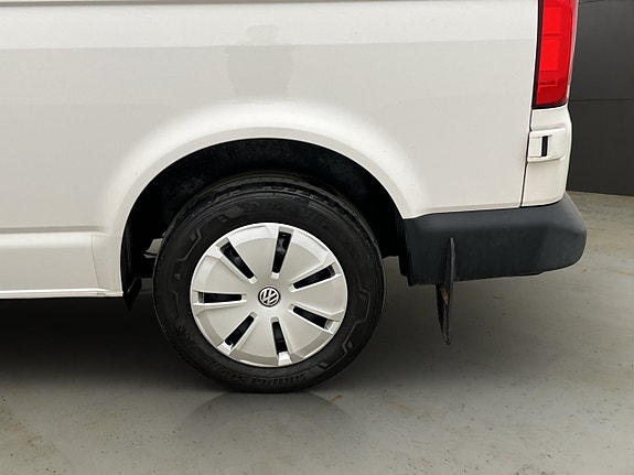 Volkswagen Transporter 27 of 29