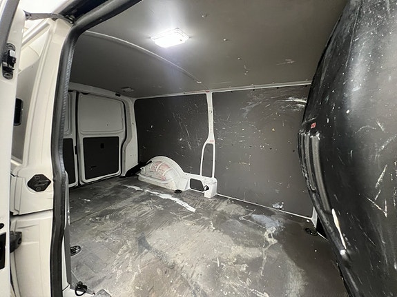Volkswagen Transporter 13 of 29