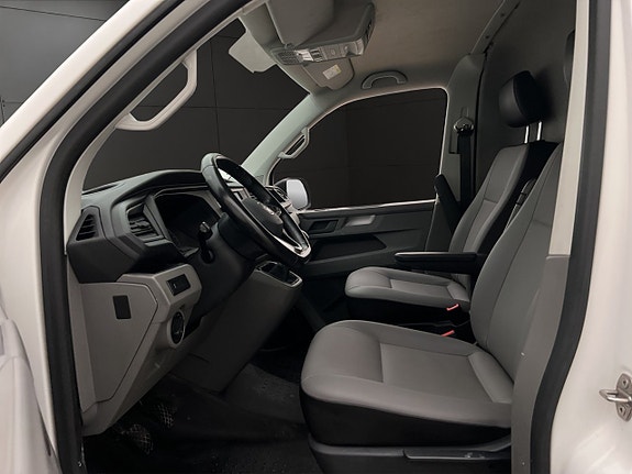 Volkswagen Transporter 16 of 29