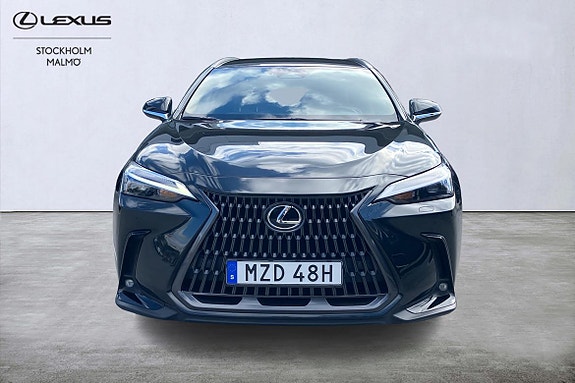 Lexus NX450h+ 17 of 18