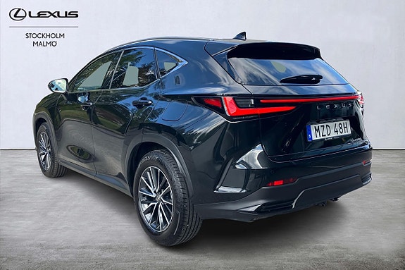 Lexus NX 450h 3 of 5
