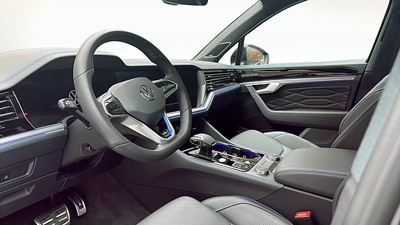 Volkswagen Touareg 7 of 16