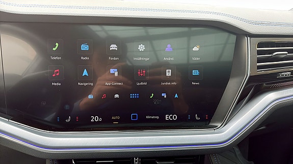 Volkswagen Touareg 10 of 16