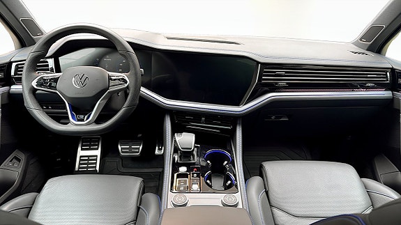 Volkswagen Touareg 11 of 16