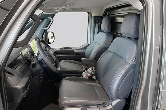 Kia PV5 14 of 14