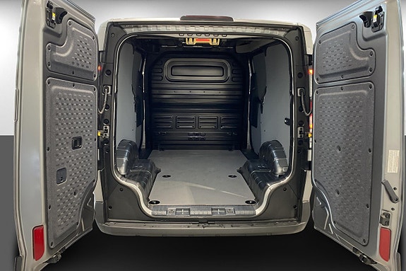 Kia PV5 12 of 14