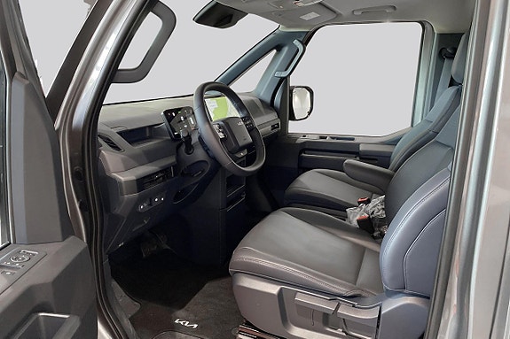 Kia PV5 8 of 14