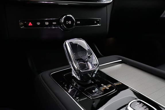 Volvo XC90 9 of 19