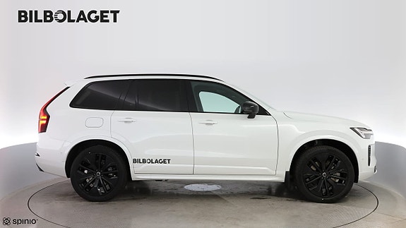 Volvo XC90 19 of 19