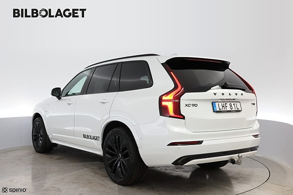 Volvo XC90 3 of 19