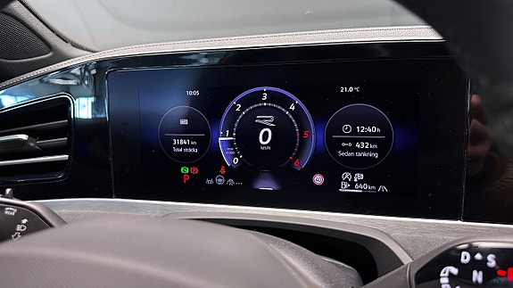 Volkswagen Passat 17 of 23