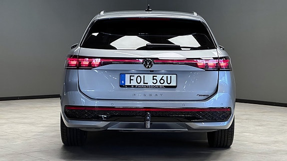 Volkswagen Passat 22 of 23