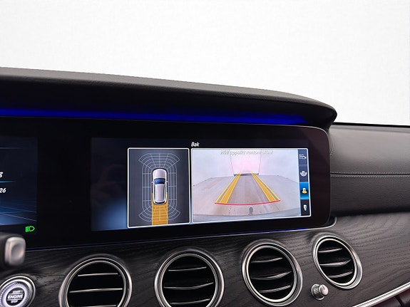 Mercedes-Benz E200 20 of 30