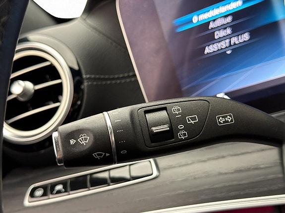 Mercedes-Benz E200 27 of 30