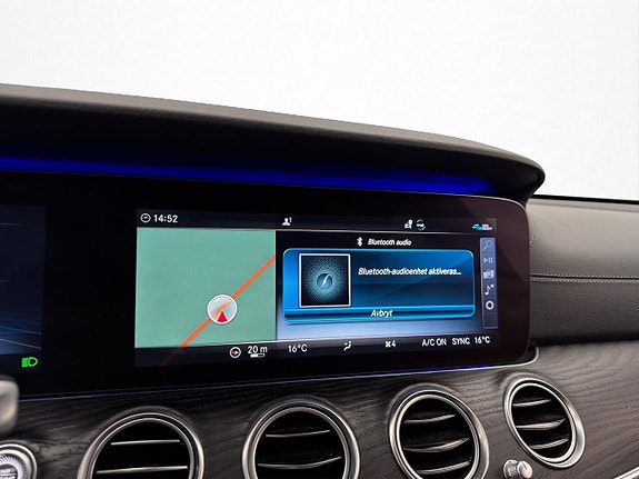 Mercedes-Benz E200 19 of 30