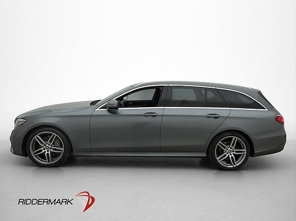 Mercedes-Benz E200 3 of 5