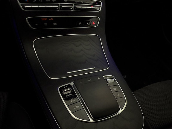 Mercedes-Benz E300 21 of 30