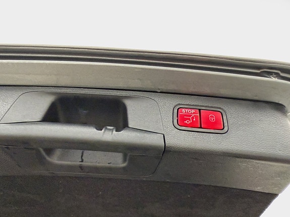 Mercedes-Benz E300 12 of 30