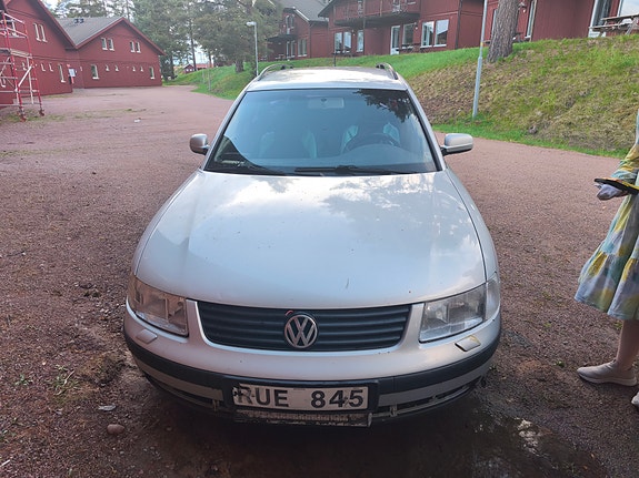Volkswagen Passat 4 of 4