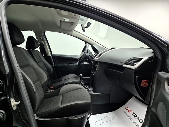 Peugeot 207 17 of 20