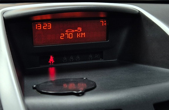 Peugeot 207 12 of 20