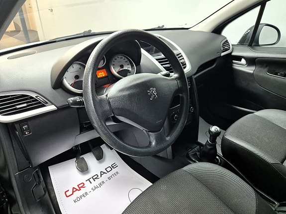 Peugeot 207 10 of 20