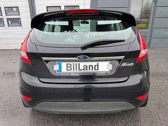 Ford Fiesta 4 of 6