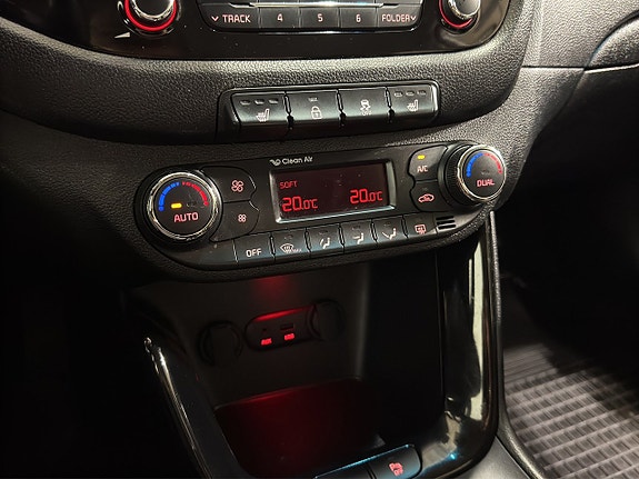 Kia Ceed 15 of 16