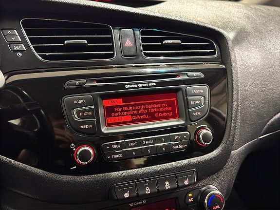 Kia Ceed 16 of 16