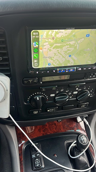Toyota Land Cruiser 6 of 6