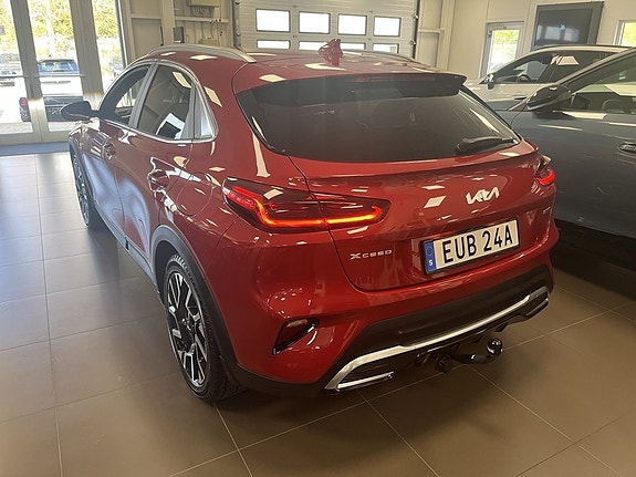 Kia XCeed 2 of 5