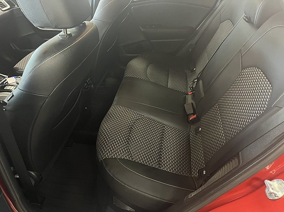 Kia XCeed 8 of 21