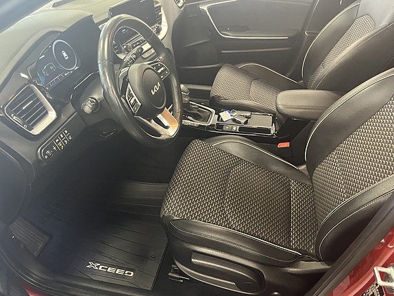 Kia XCeed 7 of 21