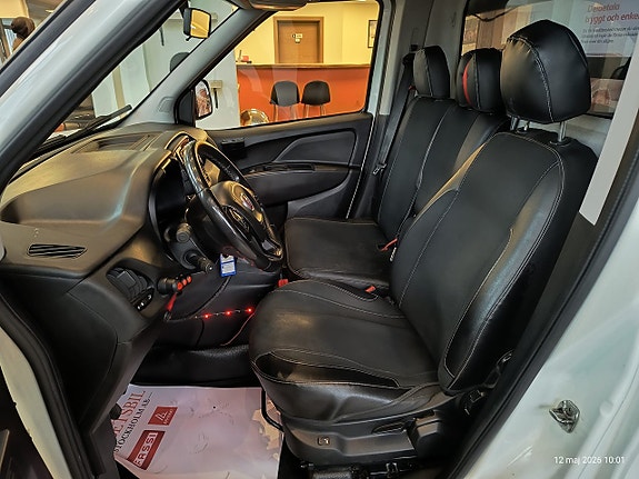 Fiat Doblo 13 of 16