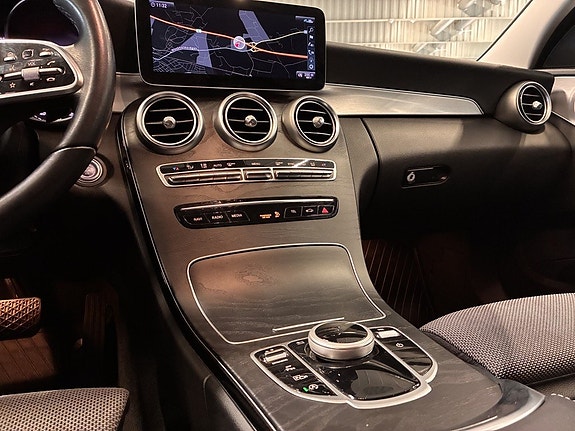 Mercedes-Benz C220 d 15 of 23