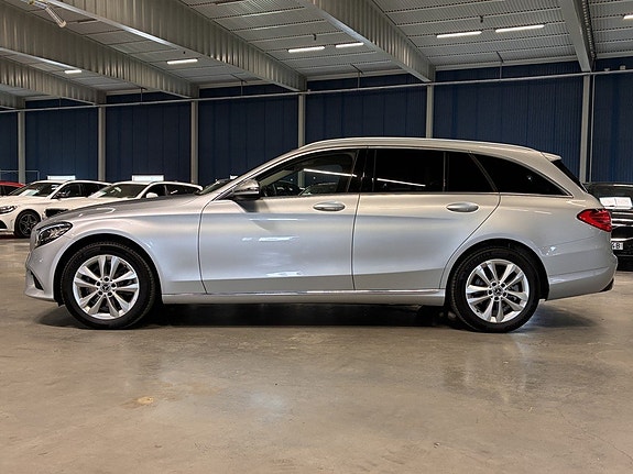 Mercedes-Benz C220 d 6 of 23