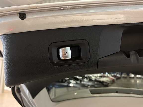 Mercedes-Benz C220 d 11 of 23